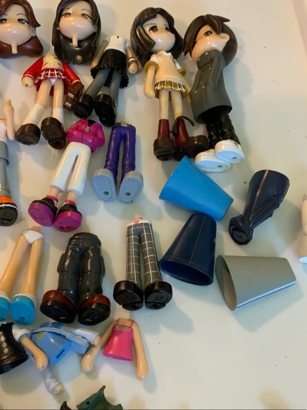 Mix-and-Match Kids Fashion Doll Figures & Accessories - Blue, Pink, Brown Pieces